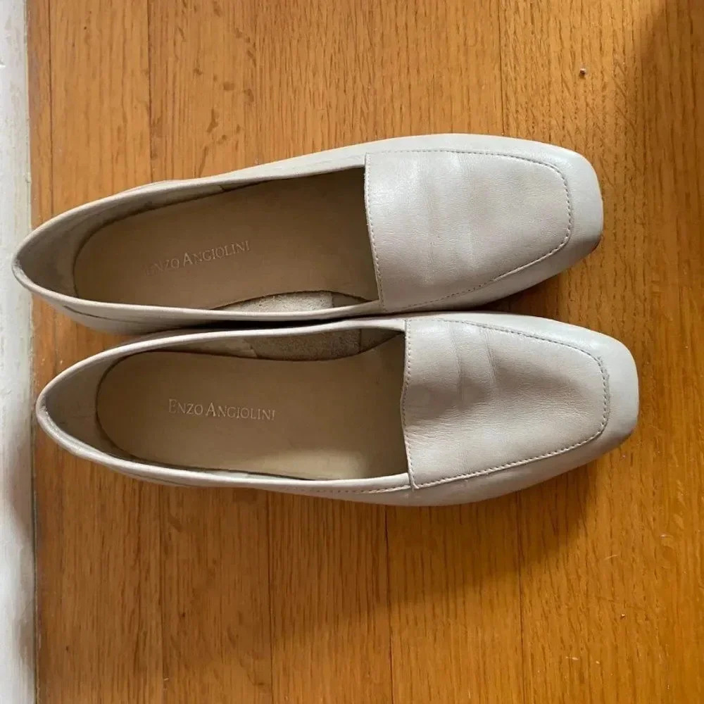 Enzo Angiolini White Leather Loafers - Picture 2 of 12